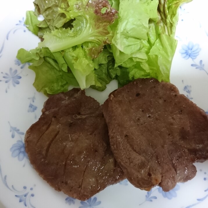 厚切り牛タンの塩焼き レシピ 作り方 By Hirohyt102 楽天レシピ 厚切り牛タンの塩焼き レシピ 作り方 By Hirohyt102 楽天レシピ